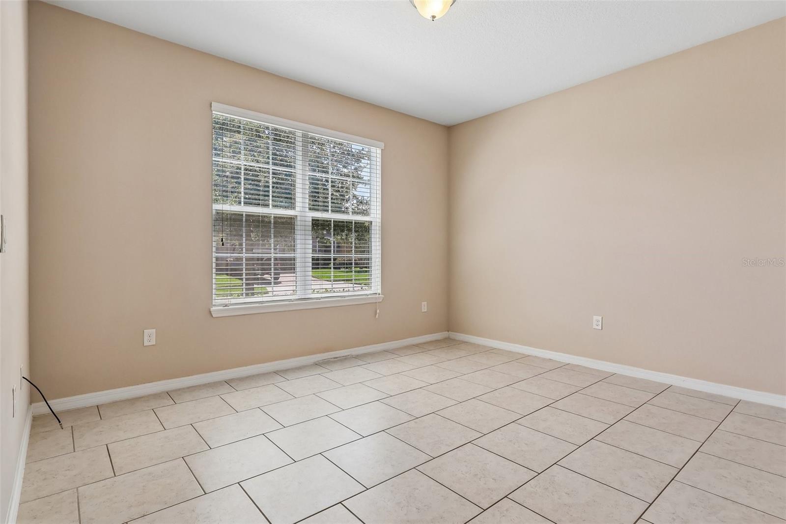 1570 Softshell St Property Photo 13