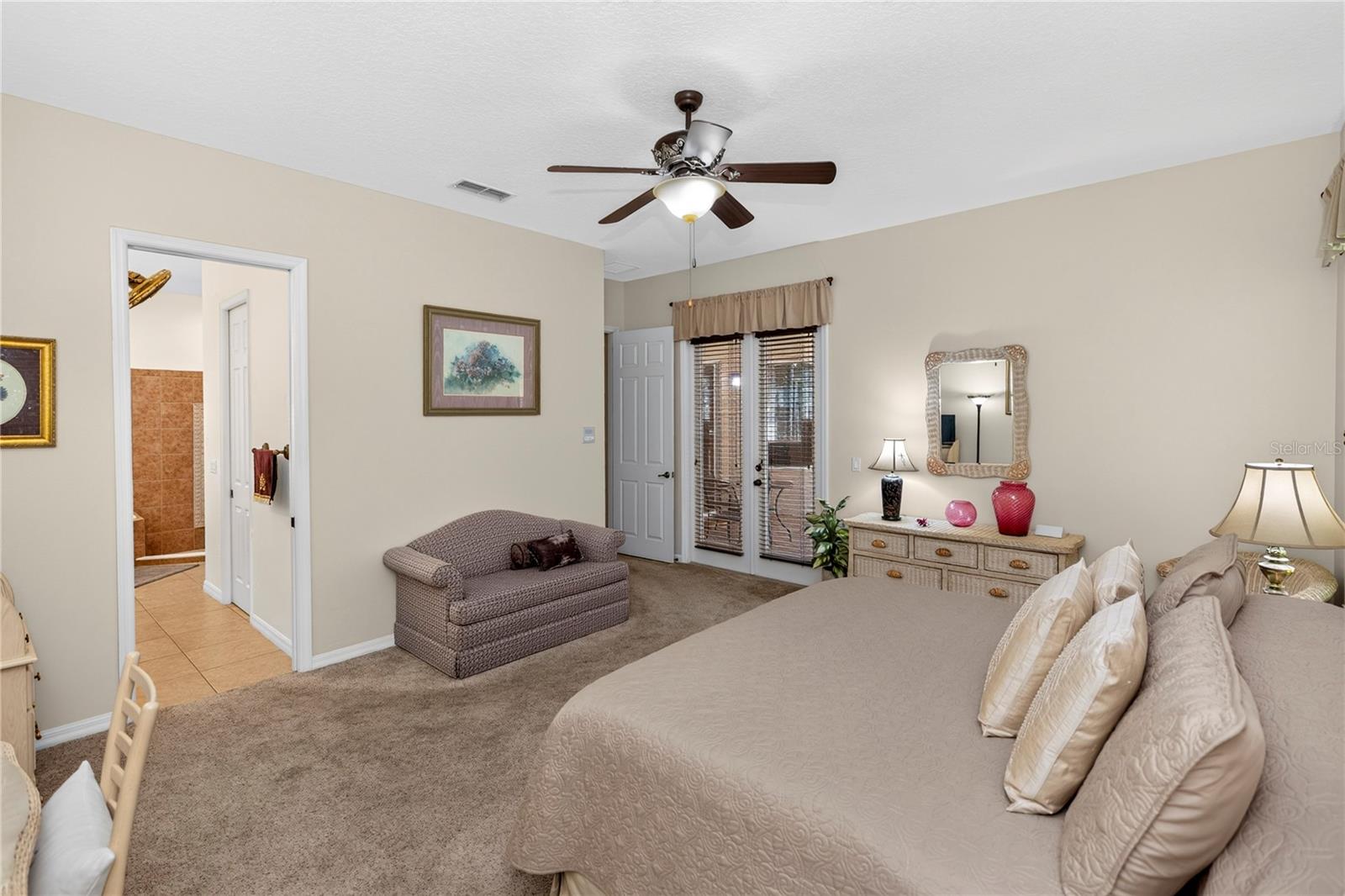 619 Newhall Ln Property Photo 16