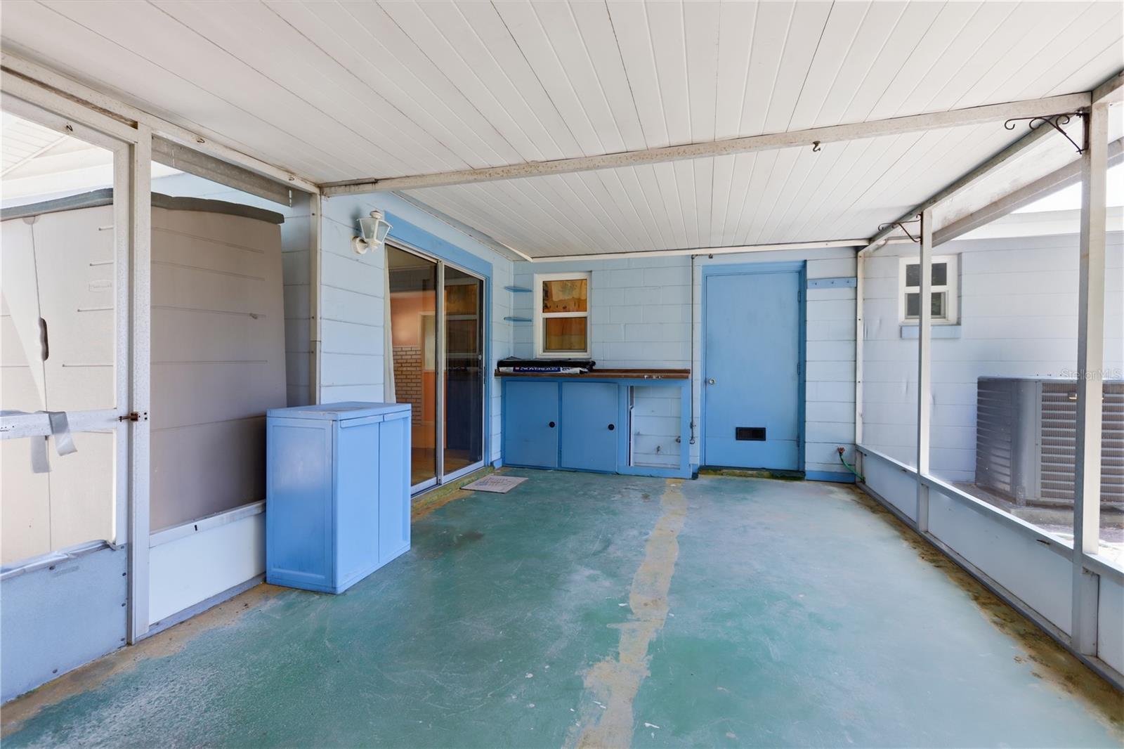 2456 Kimberly Dr Property Photo 16