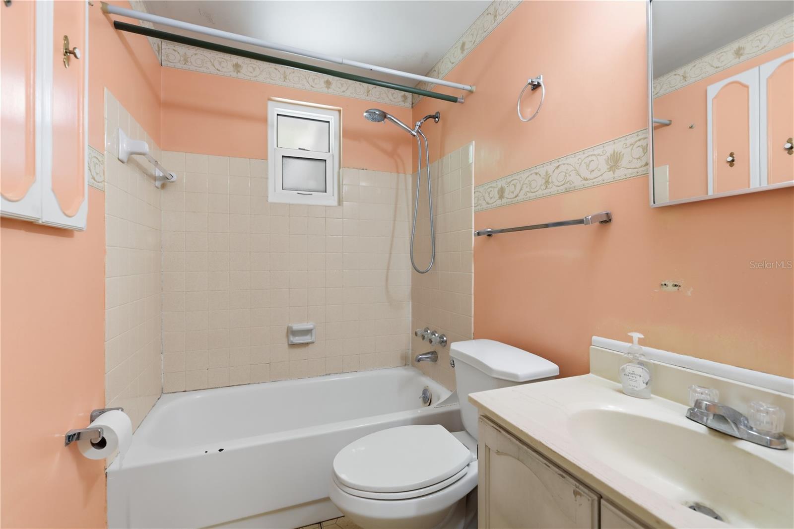 2456 Kimberly Dr Property Photo 22