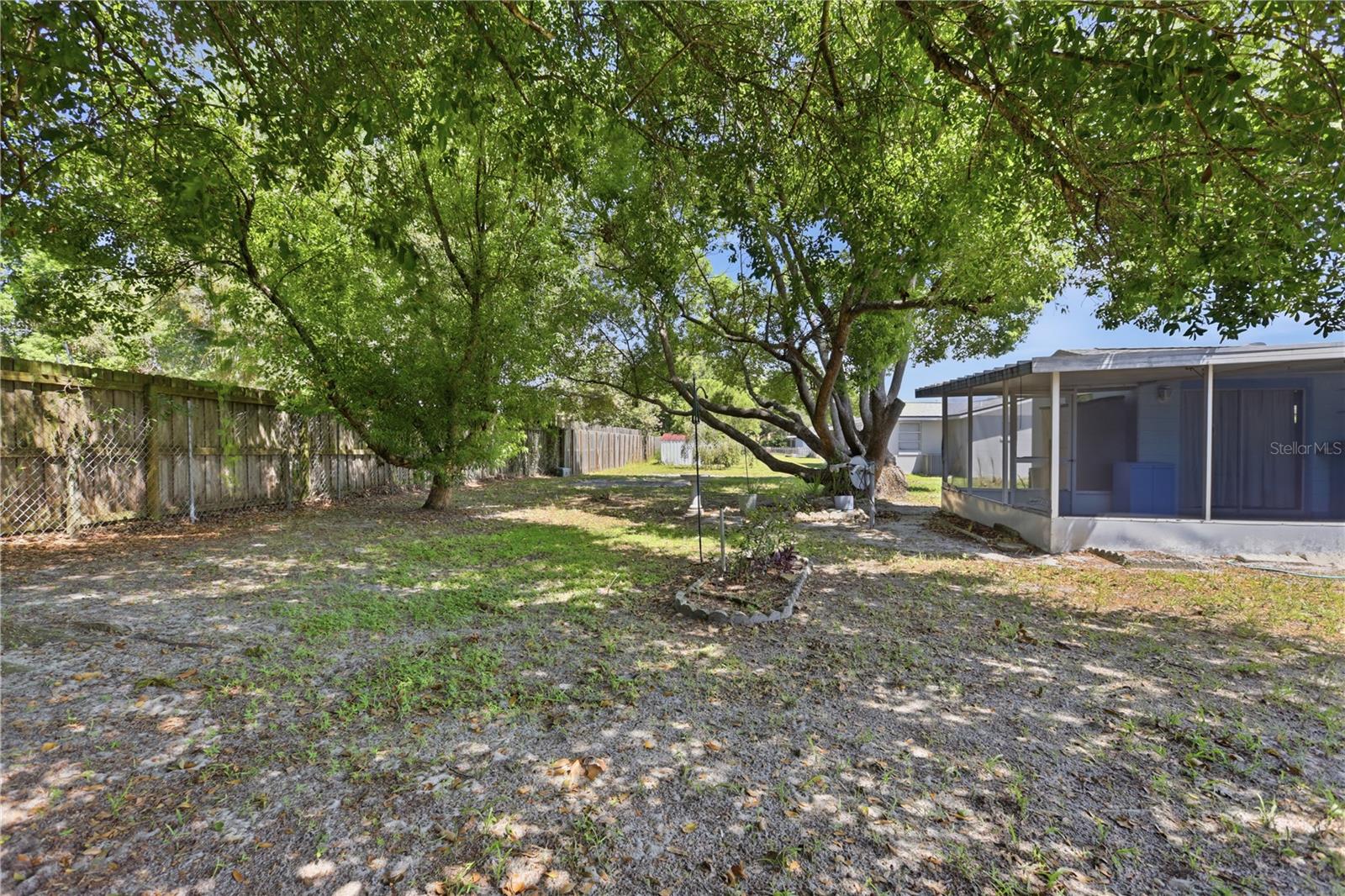 2456 Kimberly Dr Property Photo 32