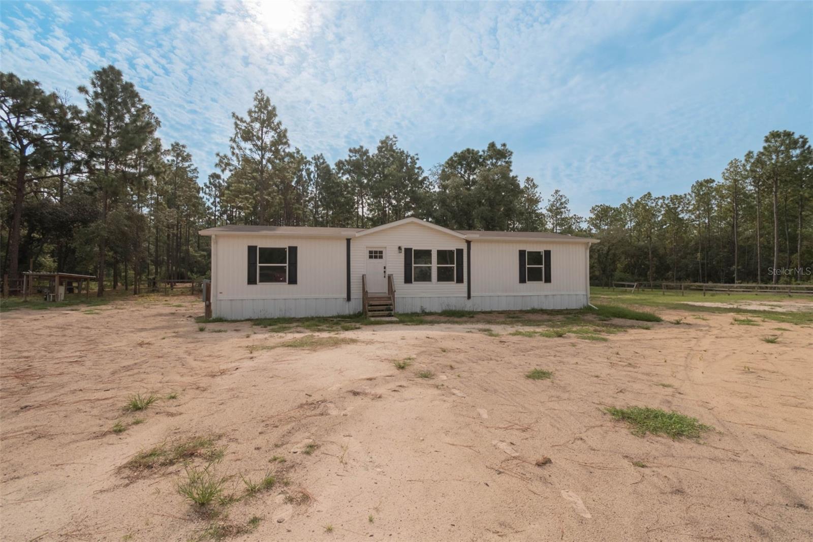 8719 N Presnell Ter Property Photo 1