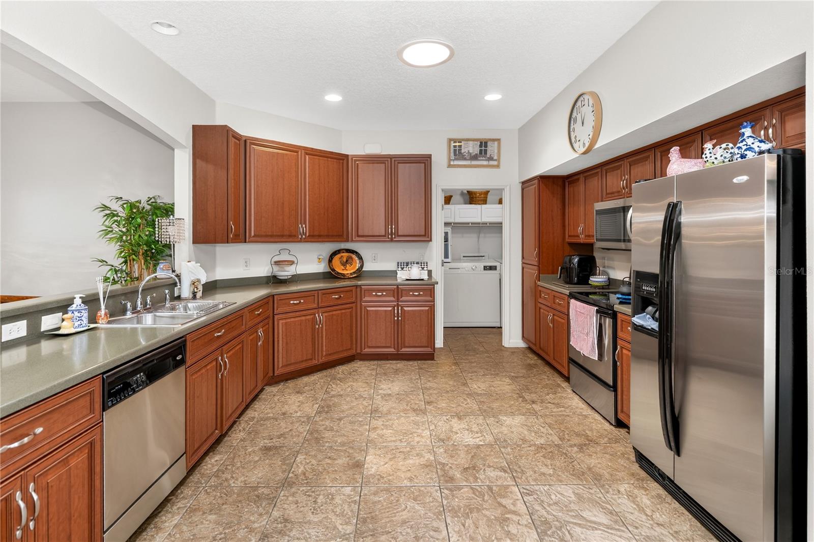 3393 Baltic Sea Blvd Property Photo 2