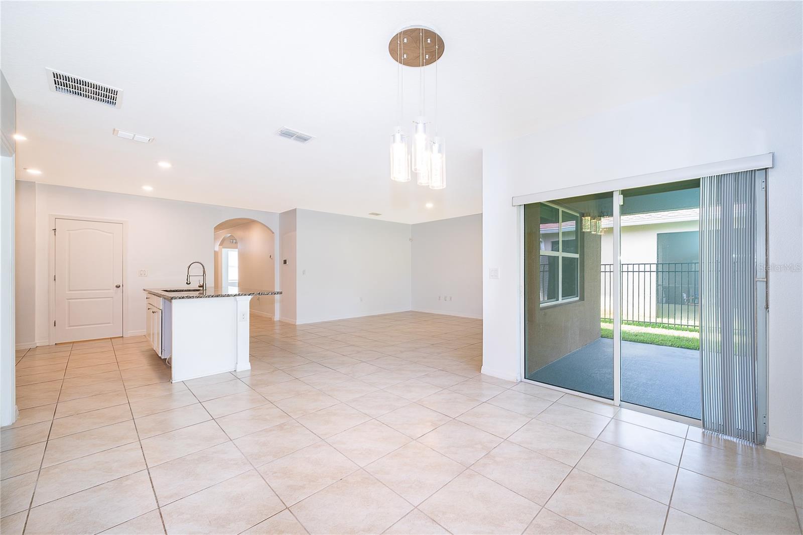 239 Lazio Cir Property Photo 7