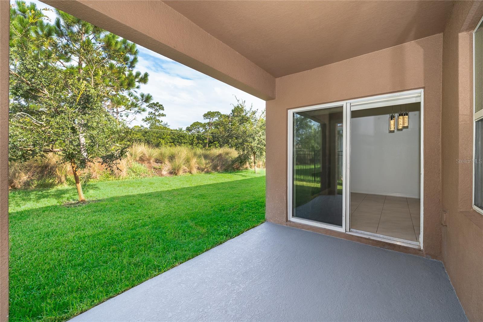 239 Lazio Cir Property Photo 28