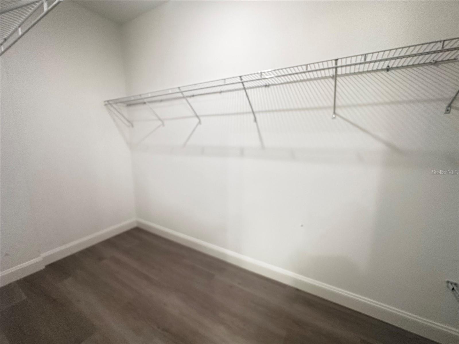 221 W Euclid Ave Property Photo 15