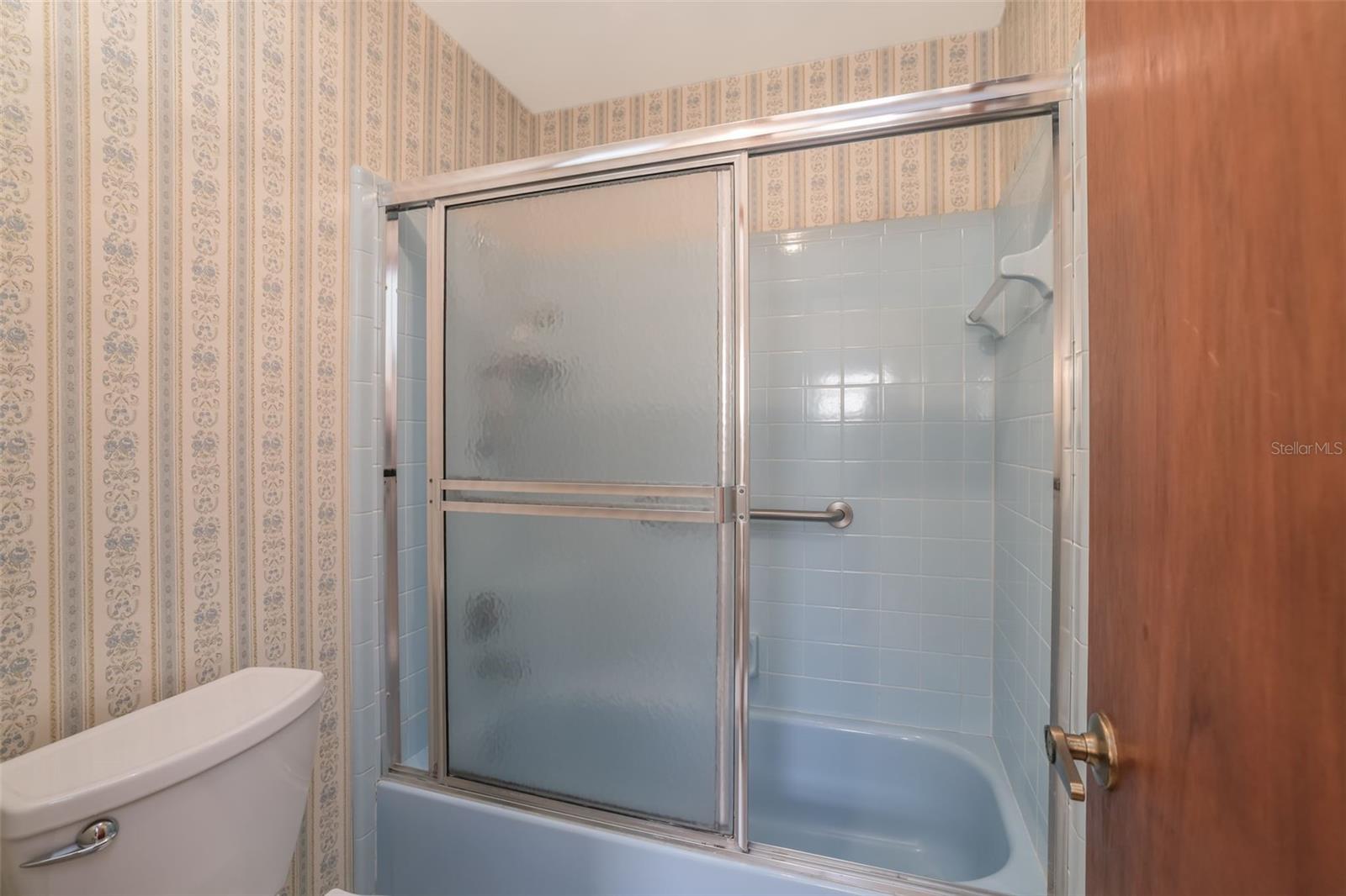 229 Georgetowne Blvd Property Photo 17