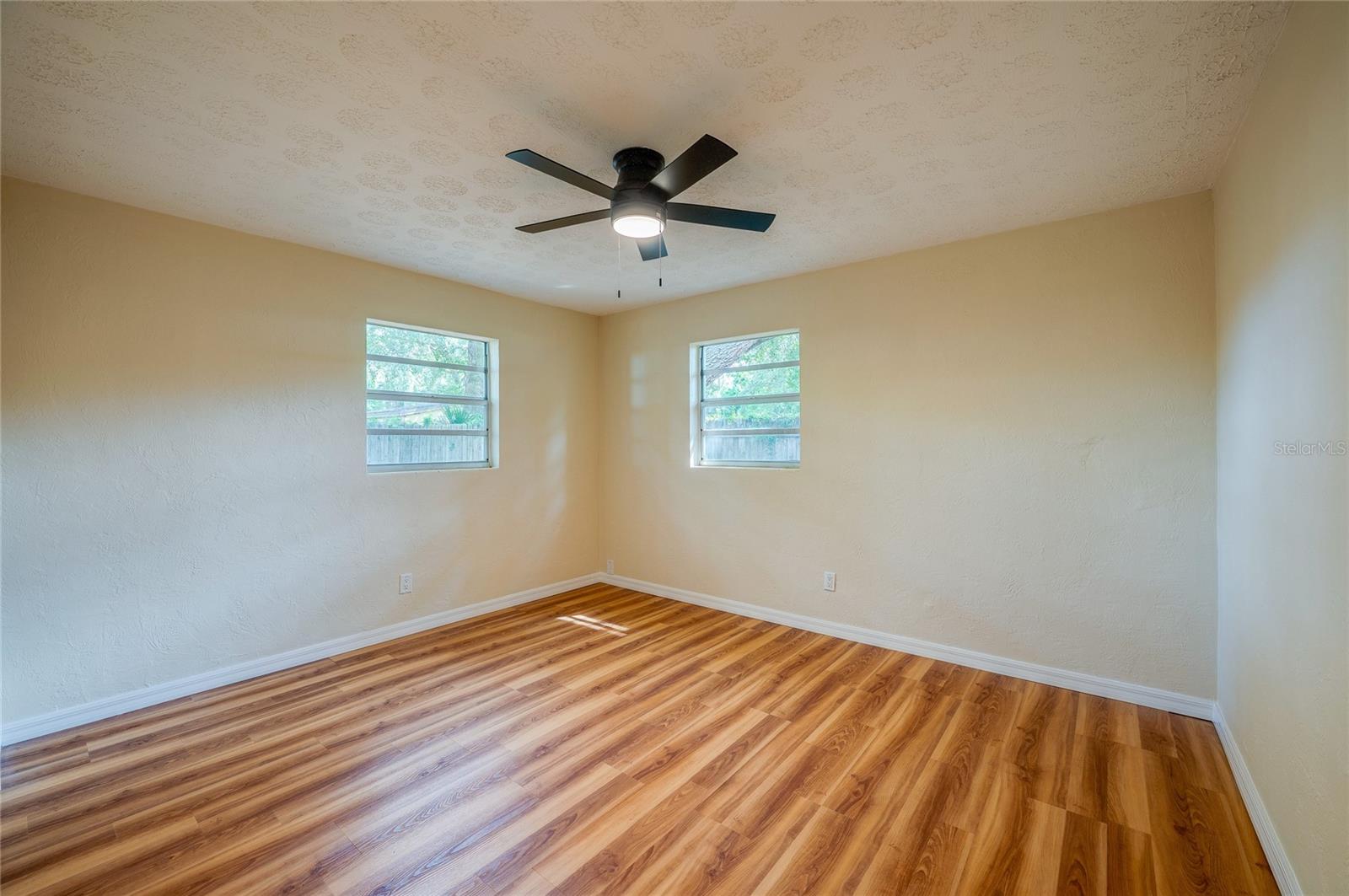 1220 Leon Ln Property Photo 16
