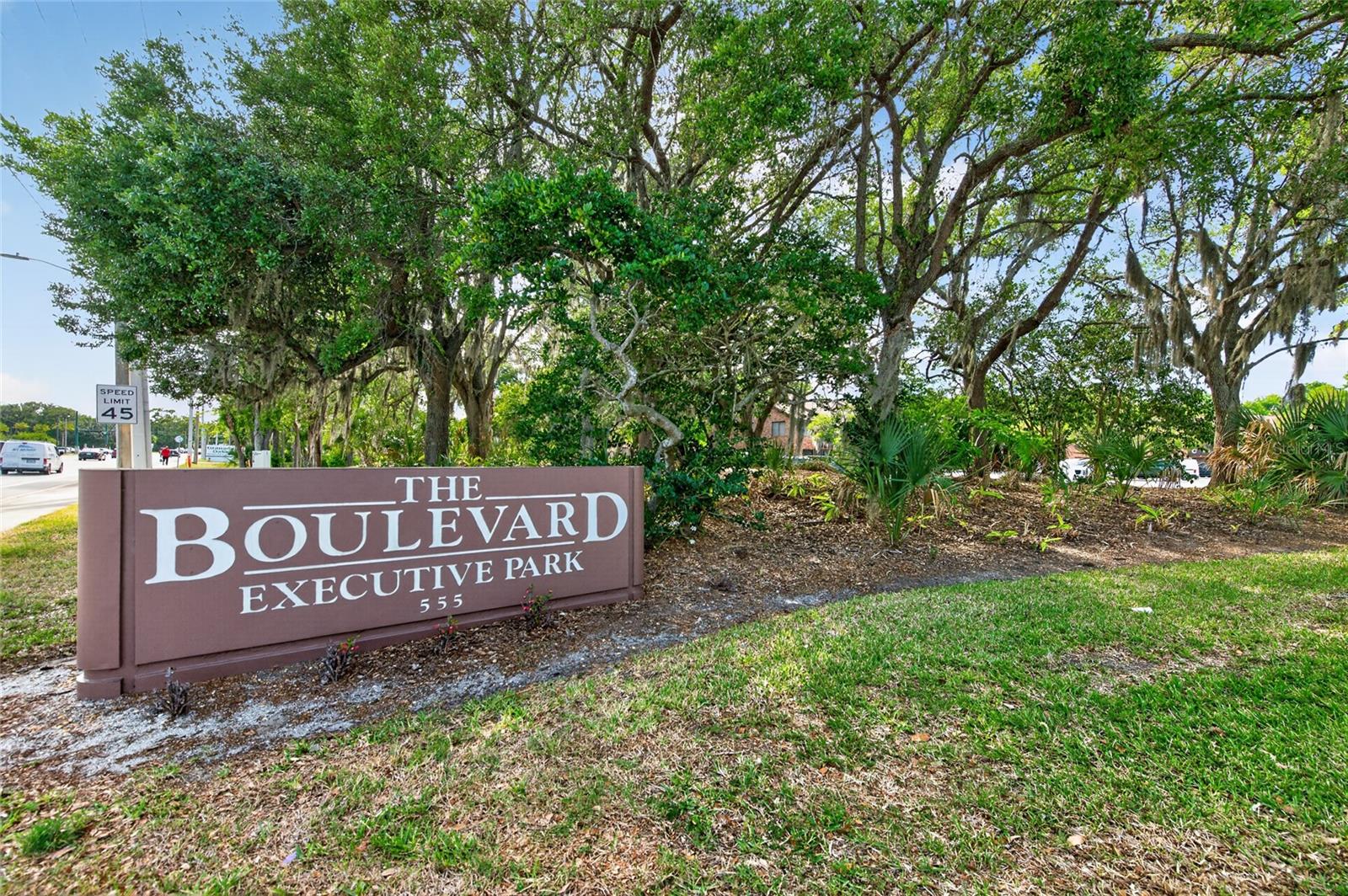 555 W Granada Blvd #b7 Property Photo 17