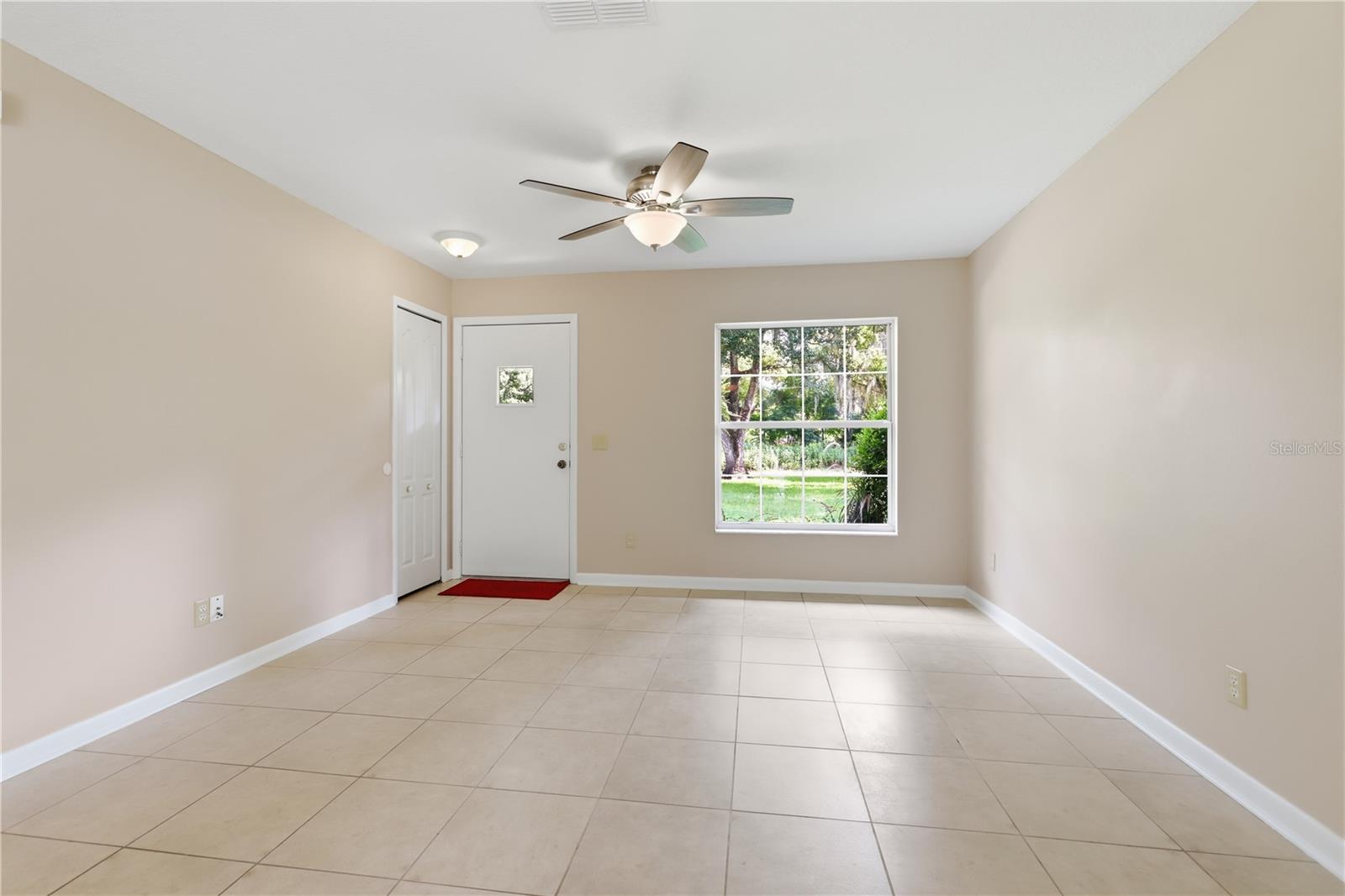 2020 Lemon St Property Photo 3