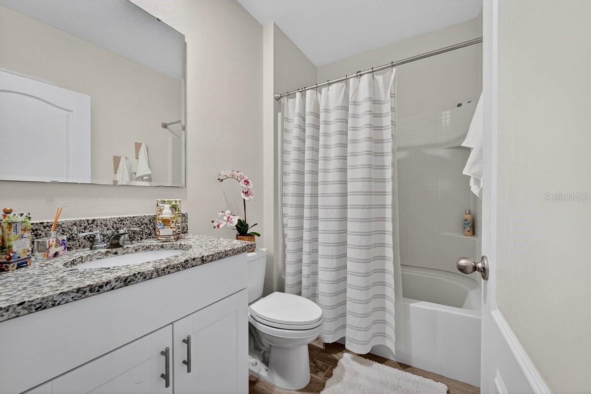 1346 Middle Lake Dr Property Photo 26