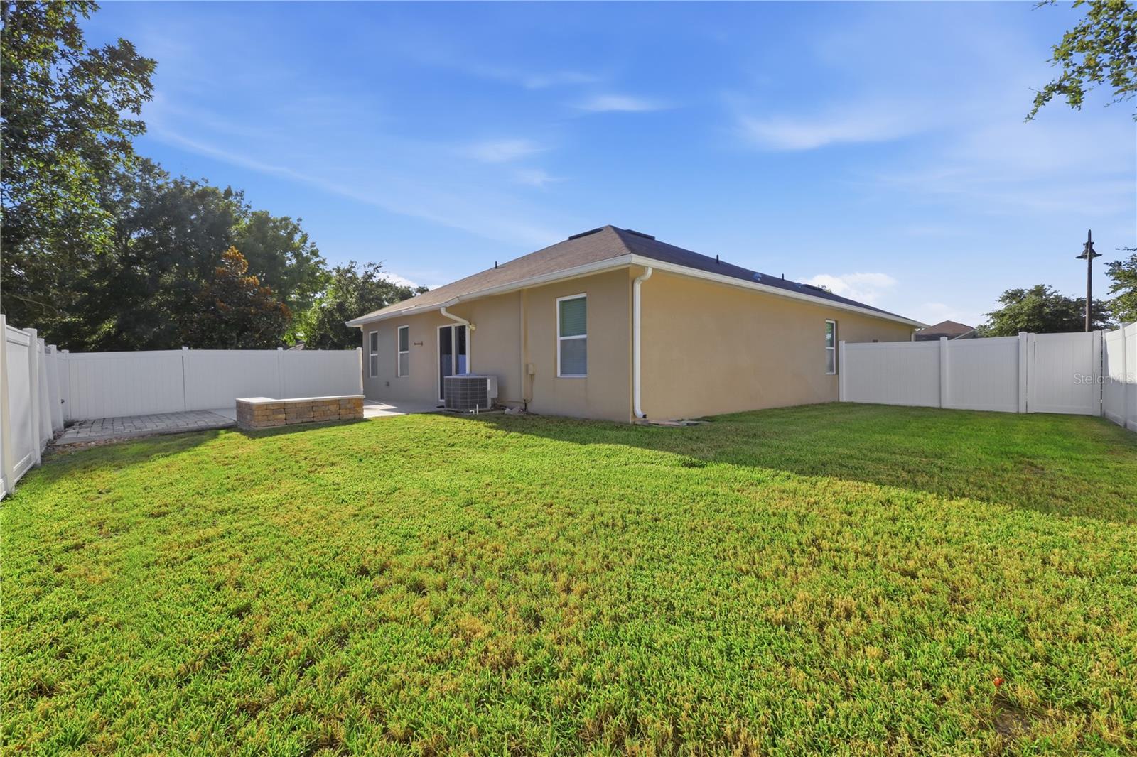 802 Grand Park Ct Property Photo 30