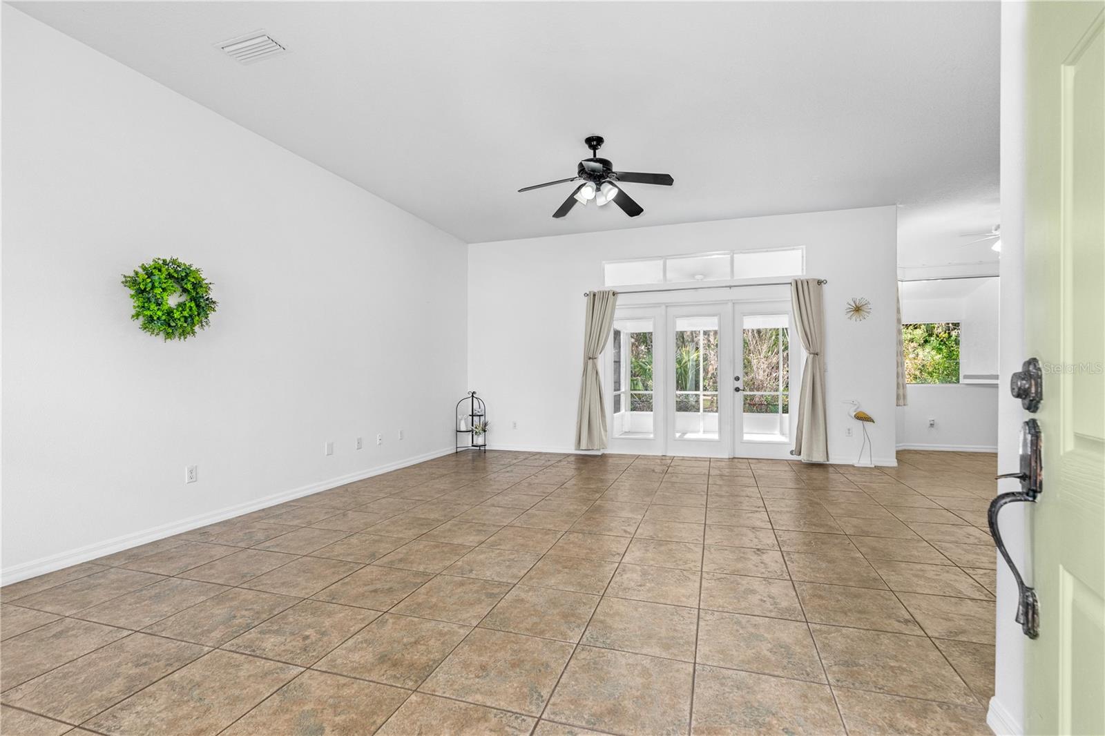 16 Manderley Ln Property Photo 8