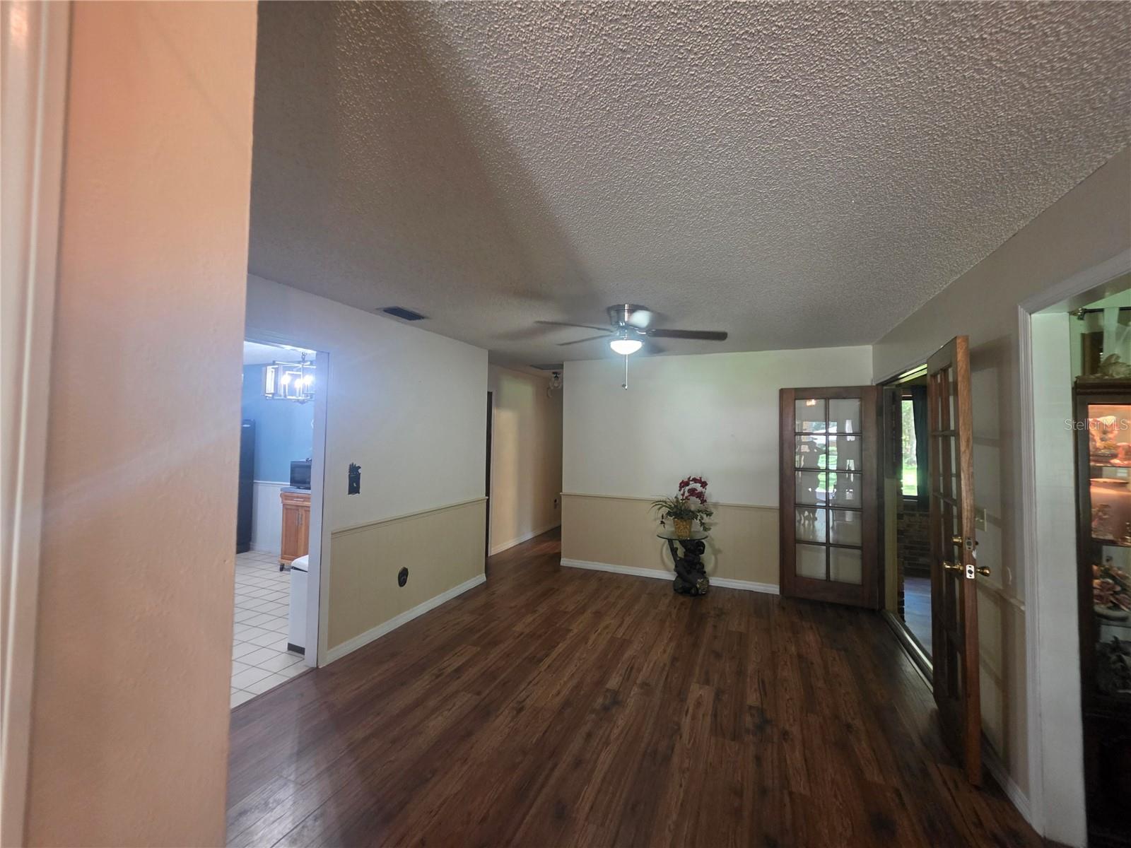 2417 S Oak Park Dr Property Photo 14