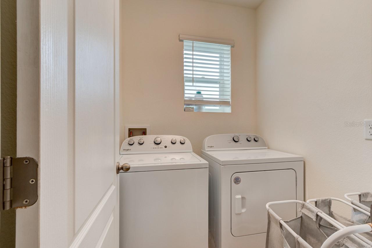 1360 Cork Dr Property Photo 24