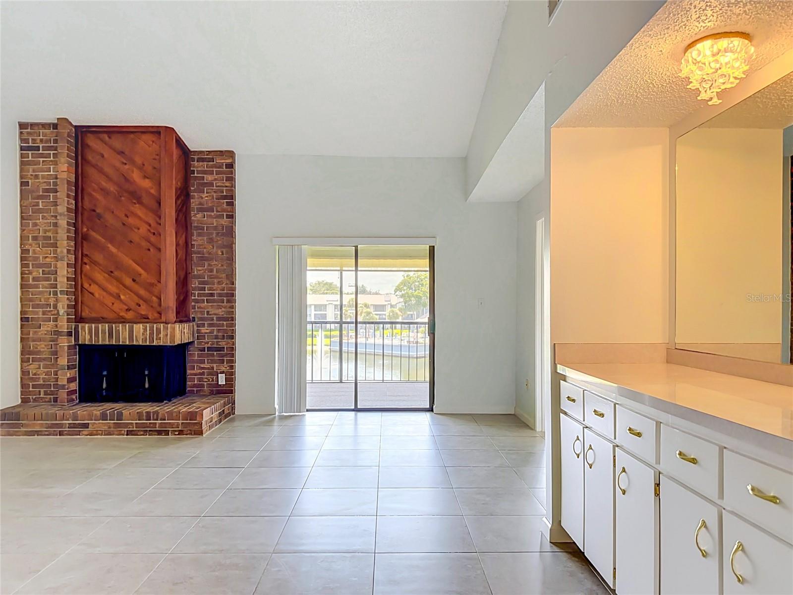 15 Escondido Ct #148 Property Photo 3