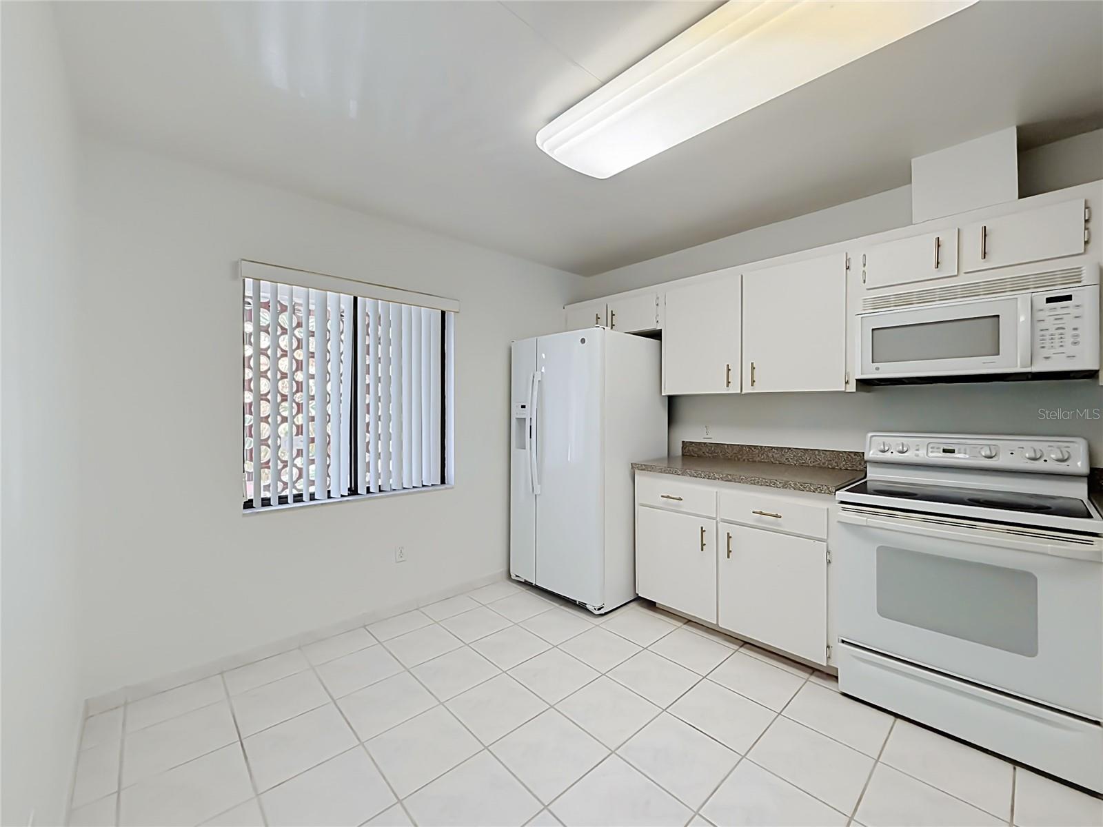15 Escondido Ct #148 Property Photo 10
