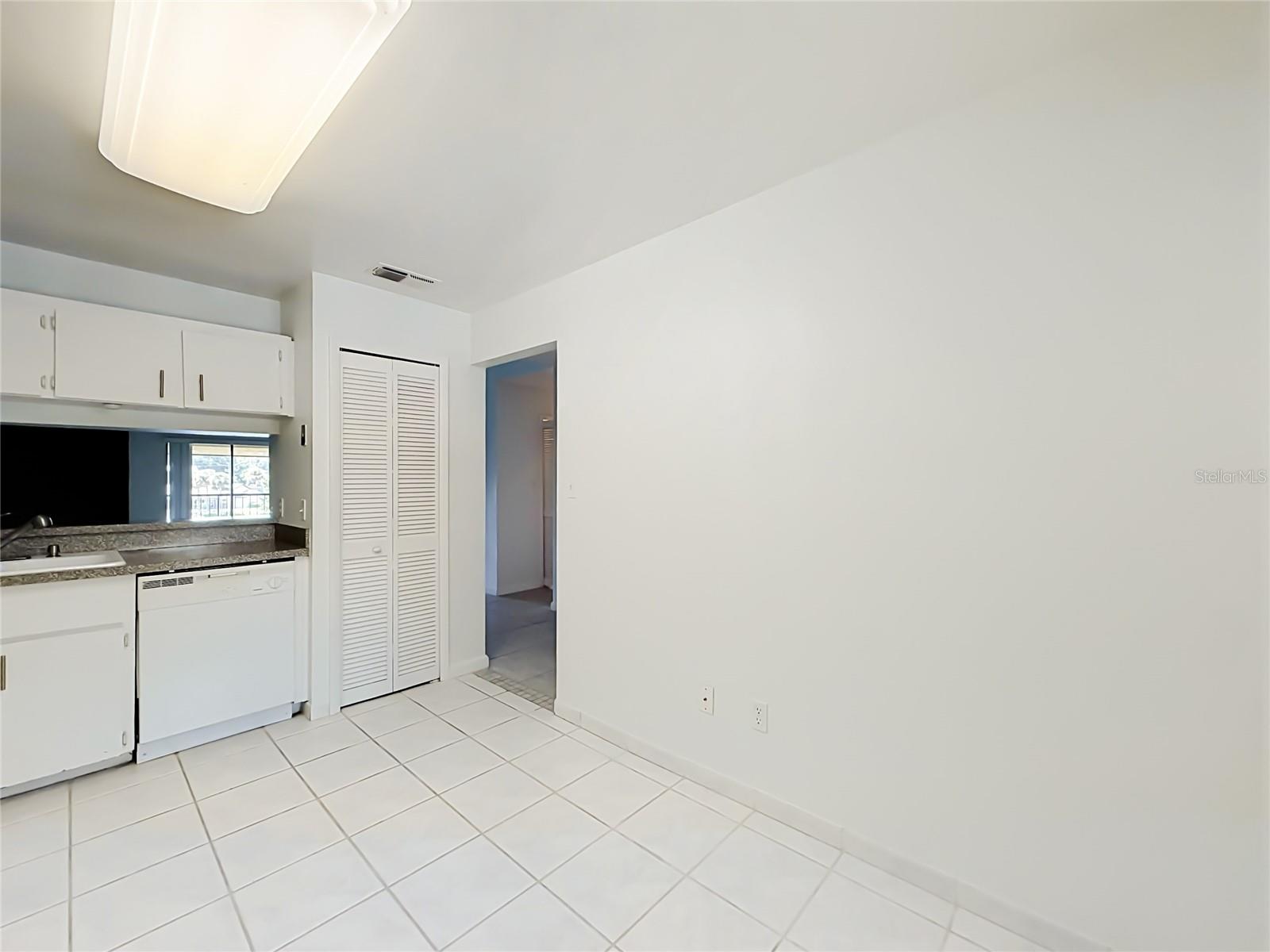 15 Escondido Ct #148 Property Photo 14