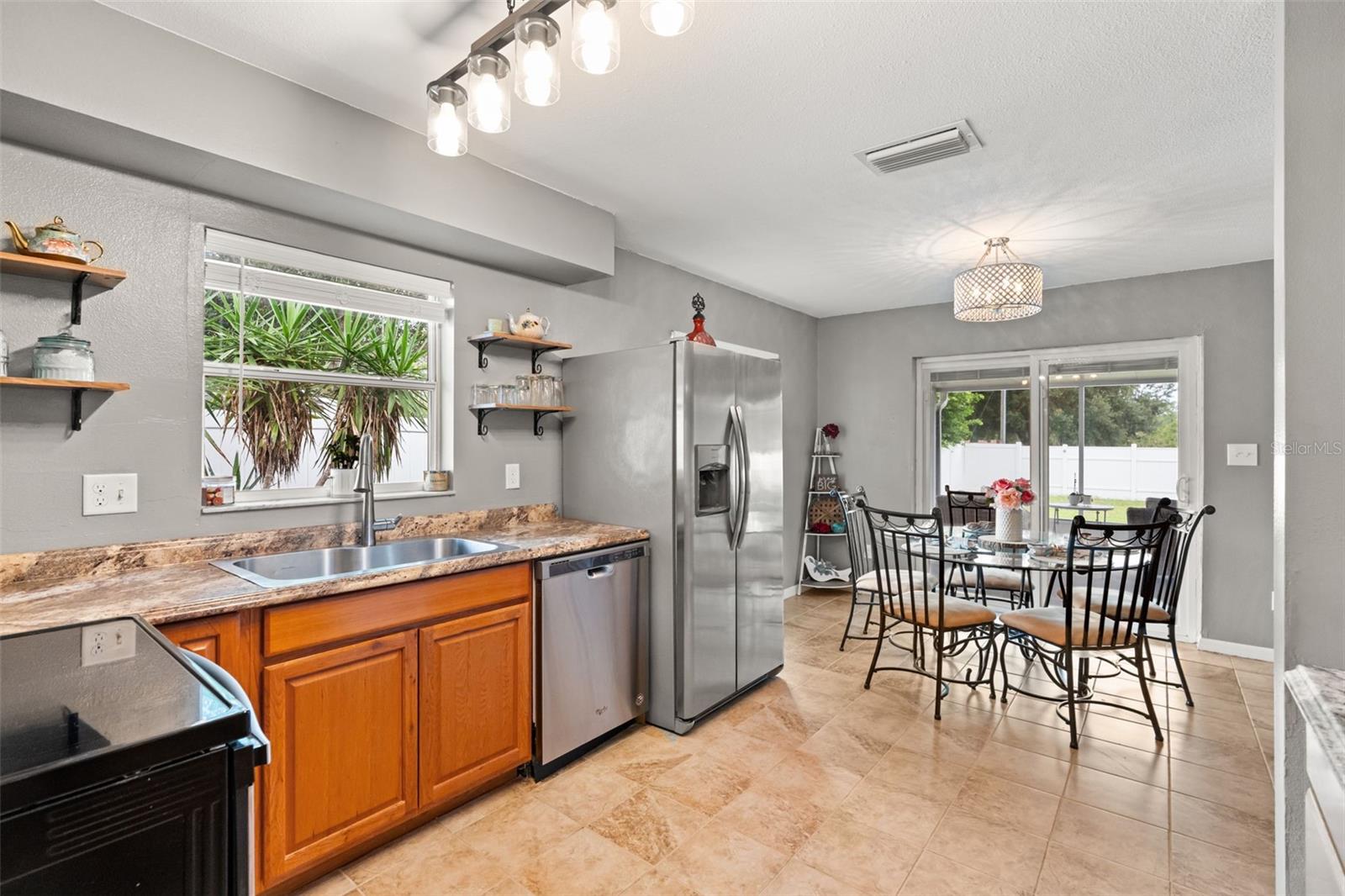 503 Dorothy Cir Property Photo 8