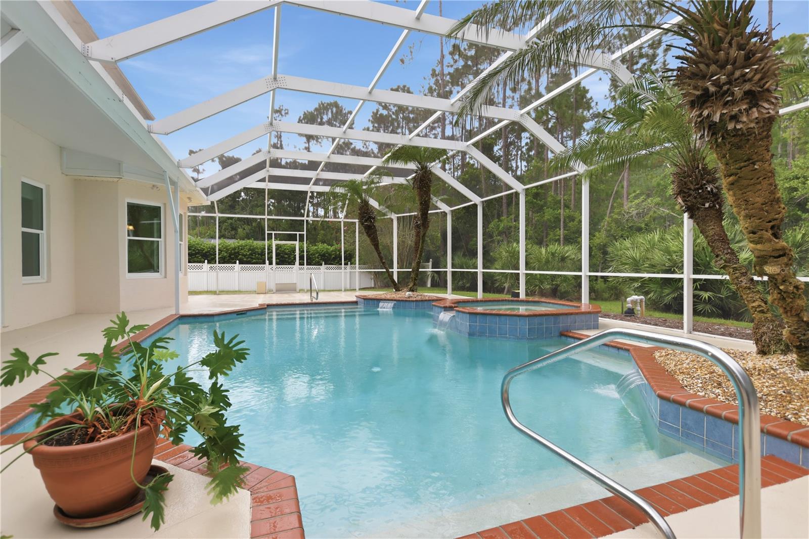 3 Allenwood Look Property Photo 2