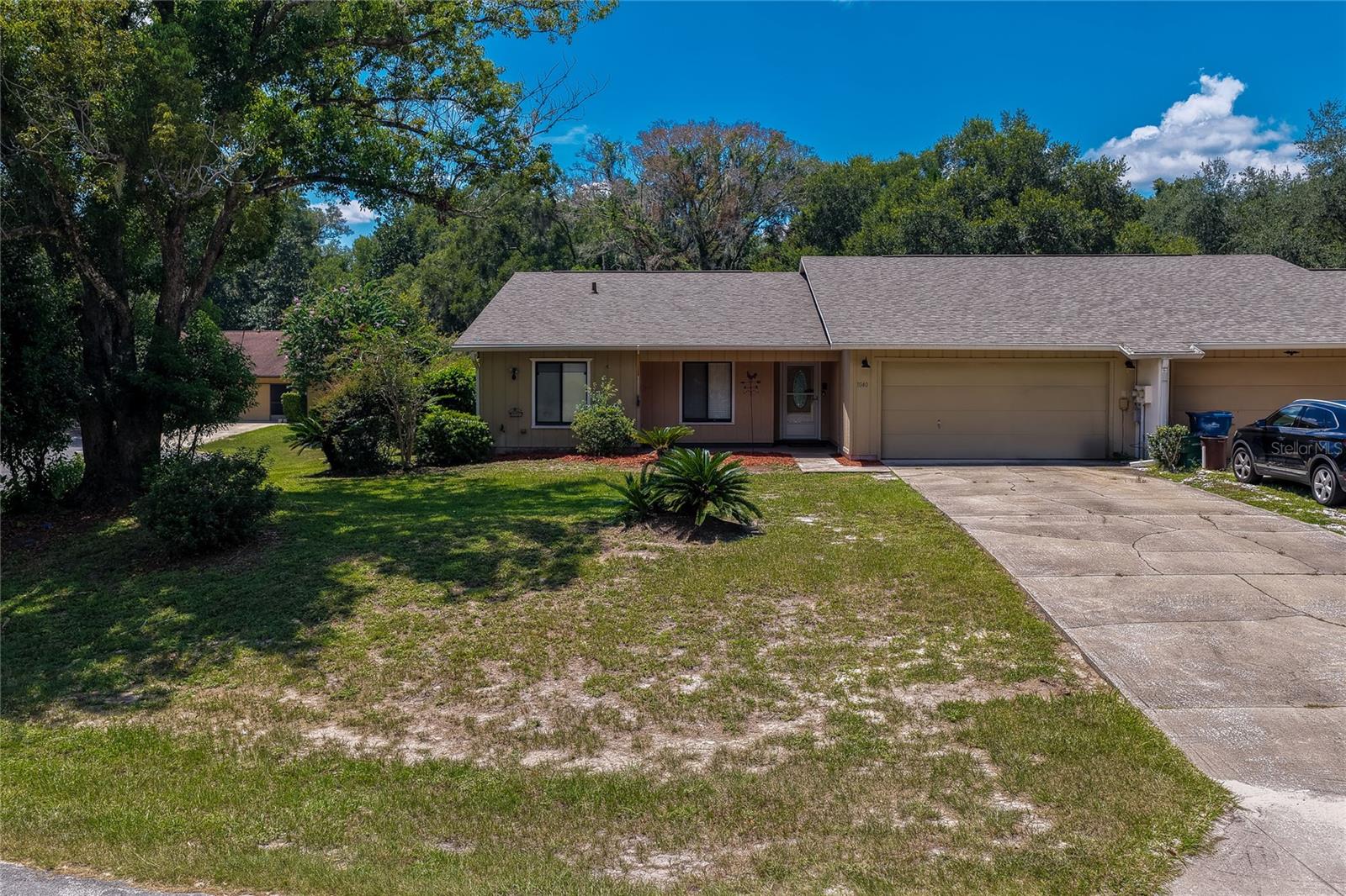 1040 W Village Green Rd Property Photo 44