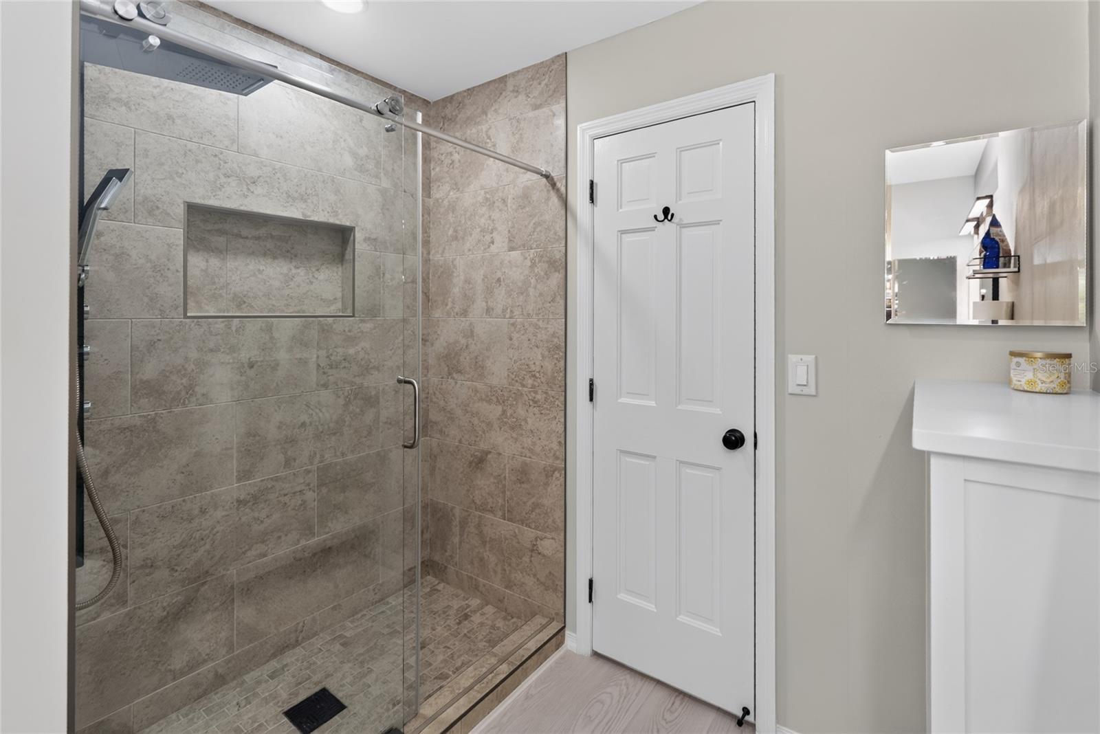 172 Deer Lake Cir Property Photo 23