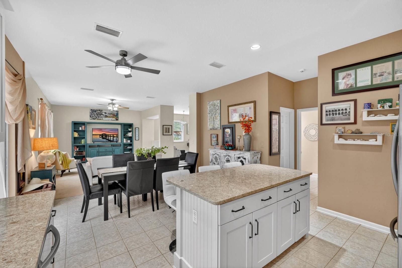 76 Universal Trl Property Photo 19