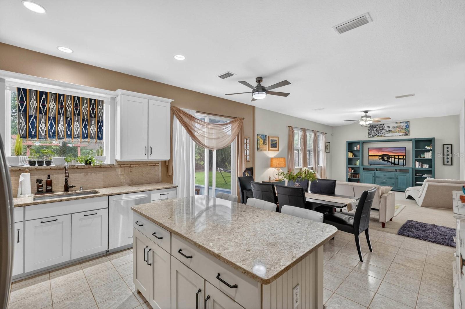 76 Universal Trl Property Photo 20