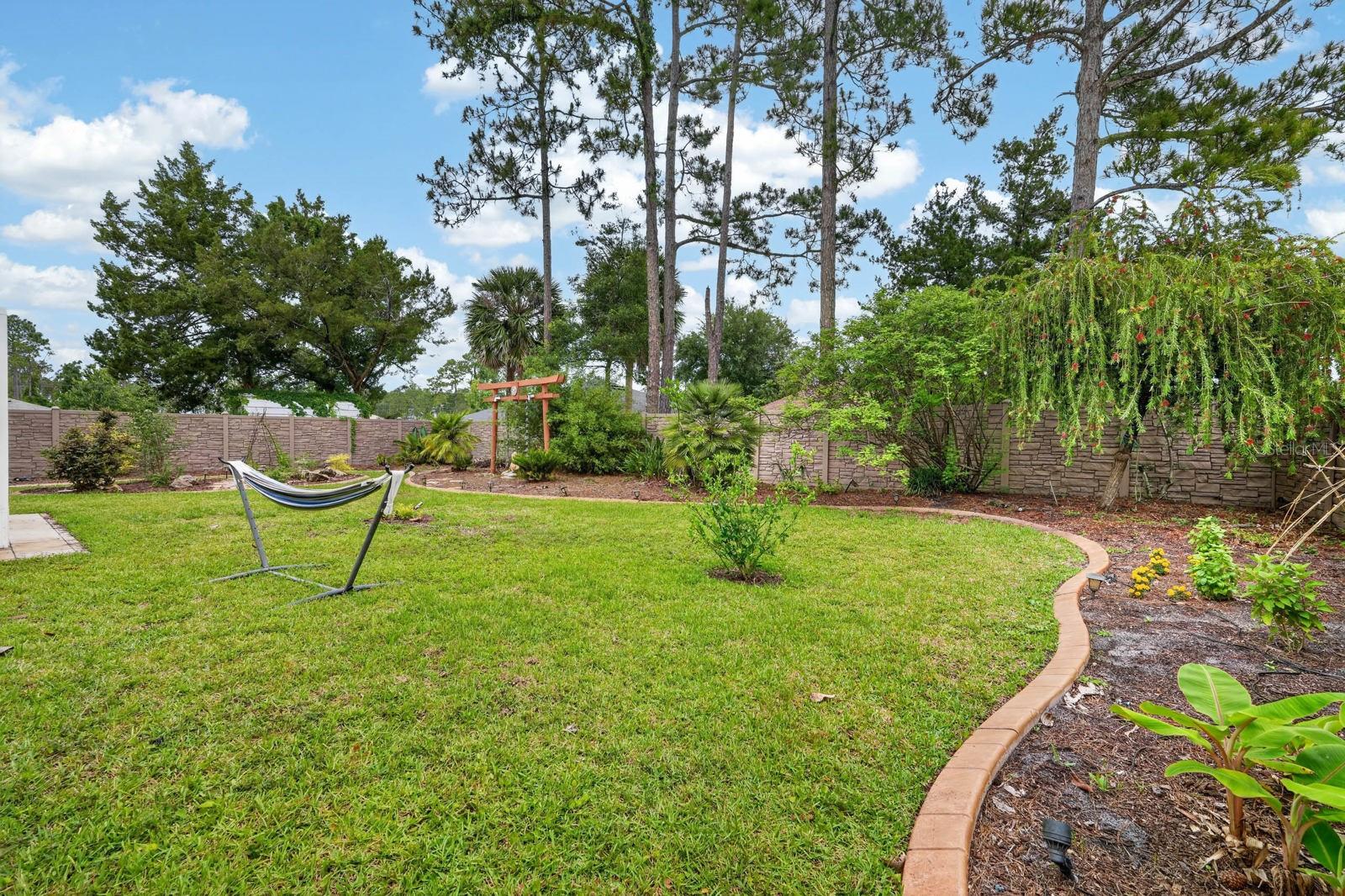 76 Universal Trl Property Photo 42