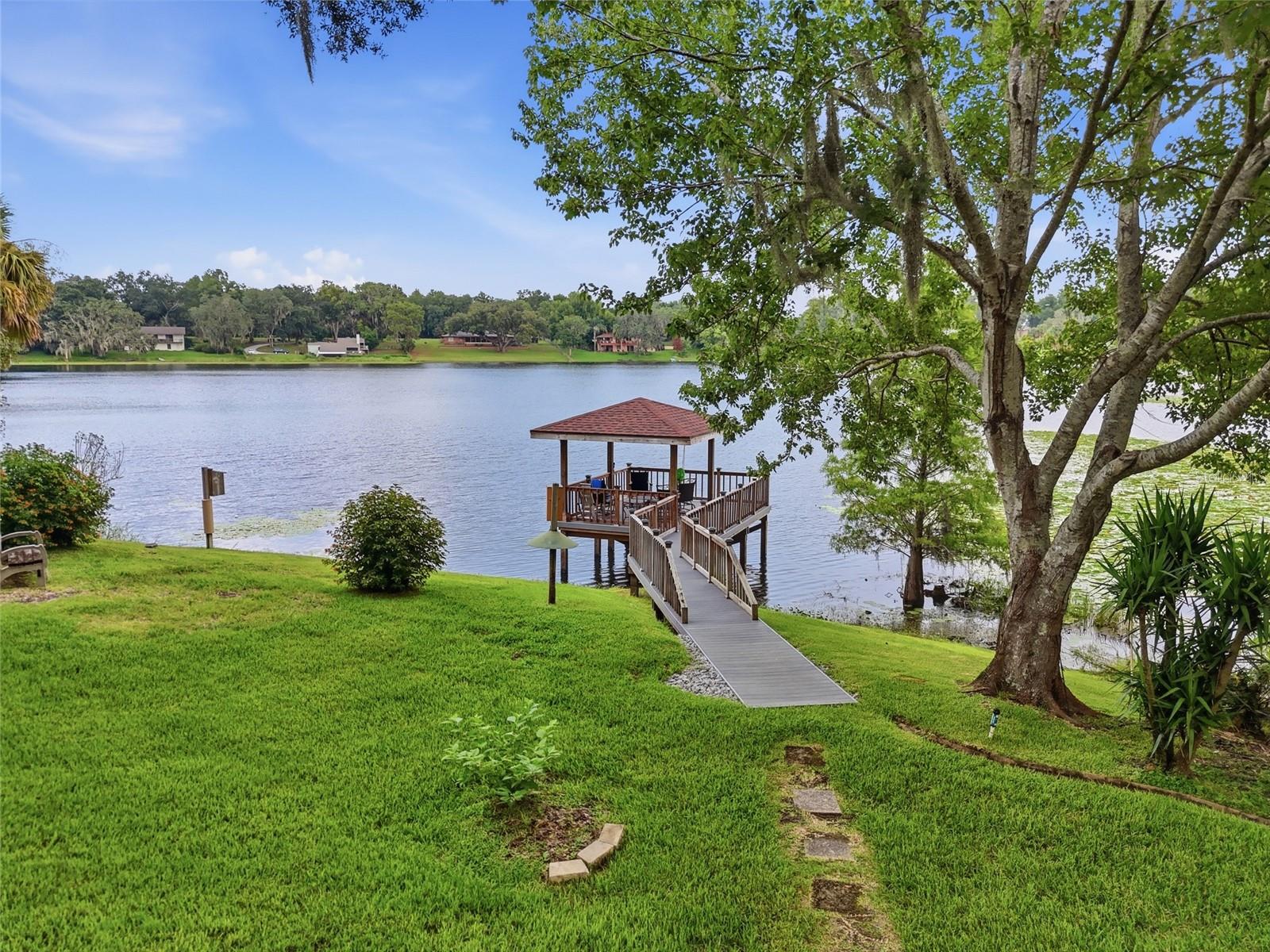 315 W Blue Water Edge Dr Property Photo 8