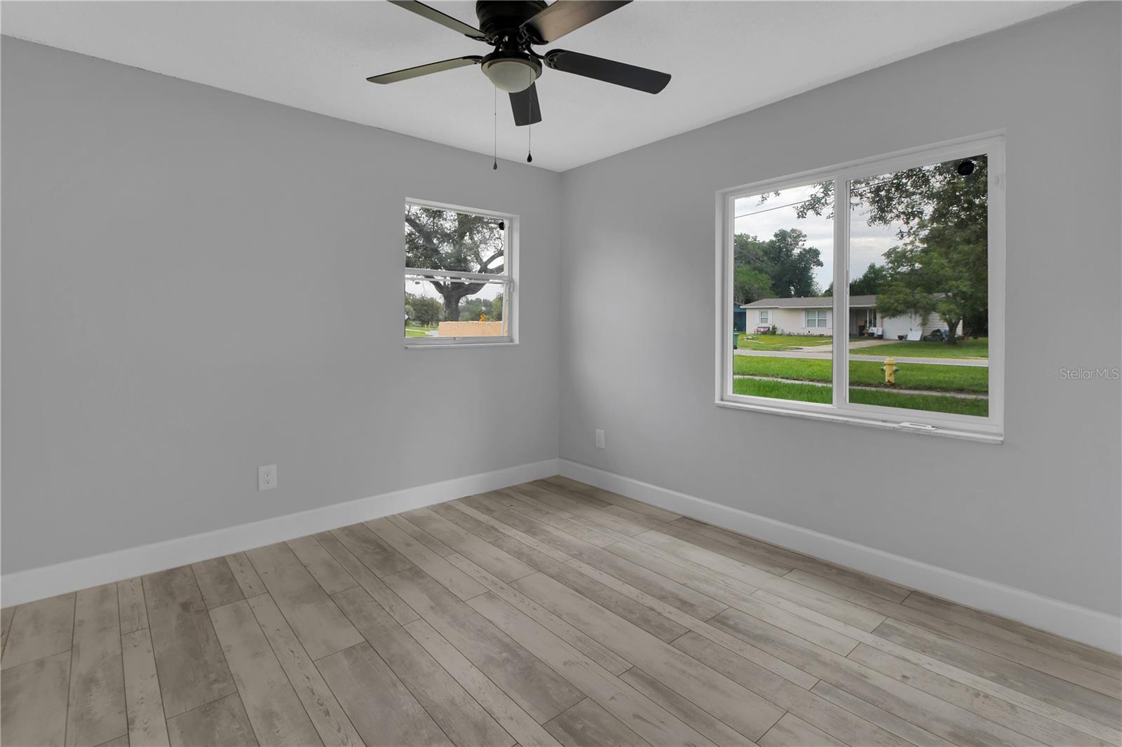 1532 N Normandy Blvd Property Photo 14