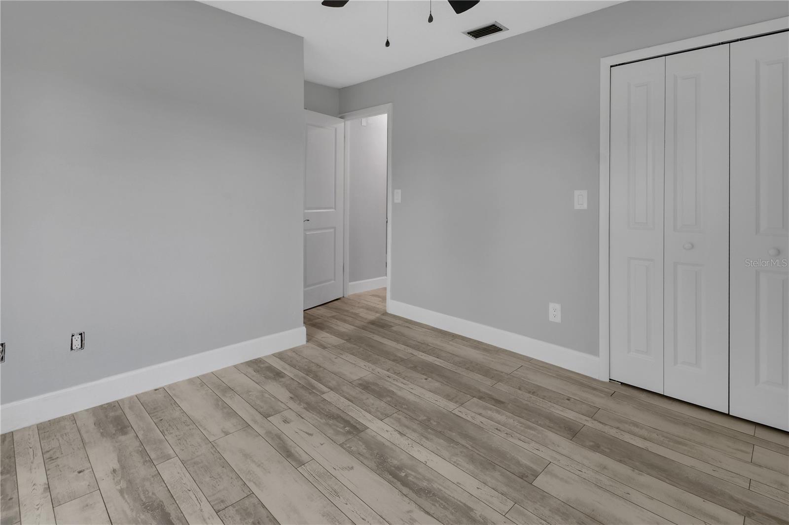 1532 N Normandy Blvd Property Photo 15