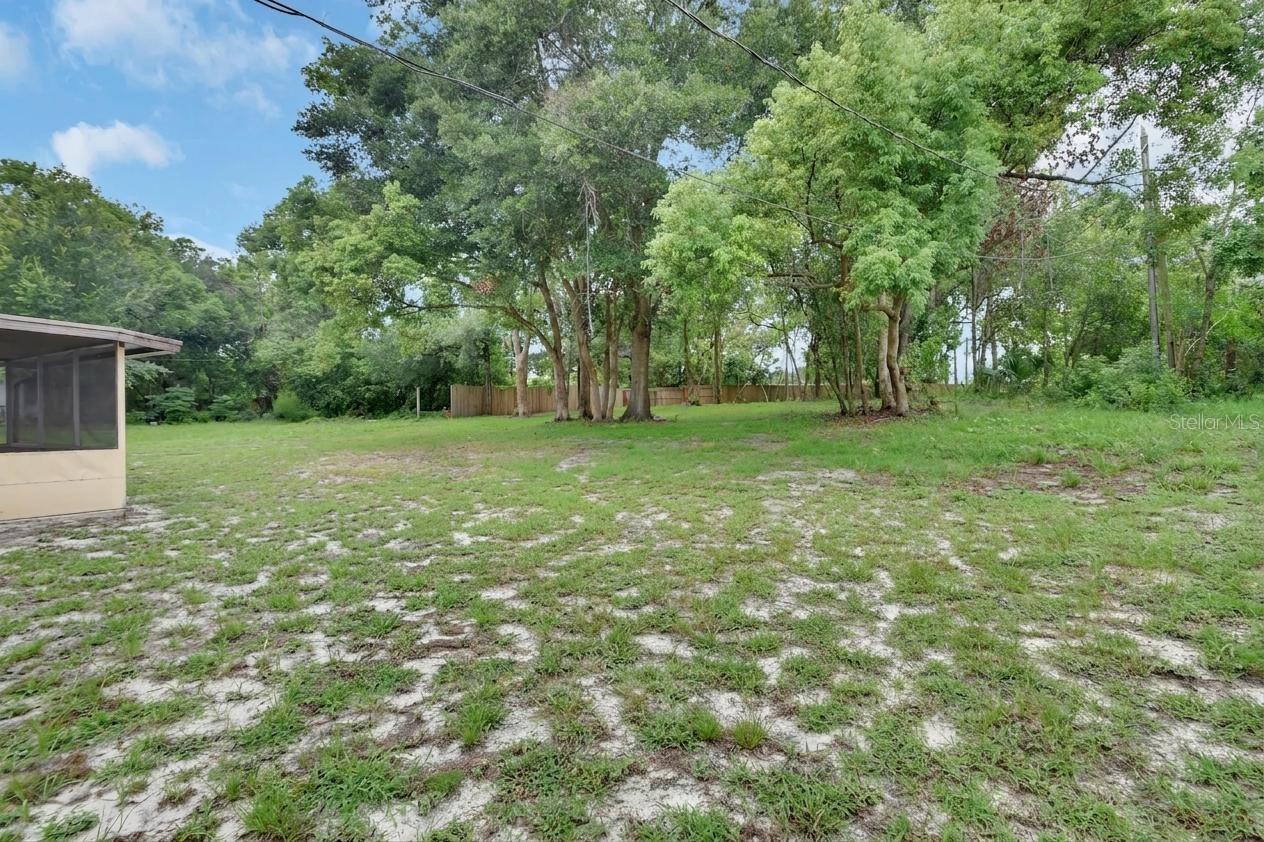 1532 N Normandy Blvd Property Photo 31