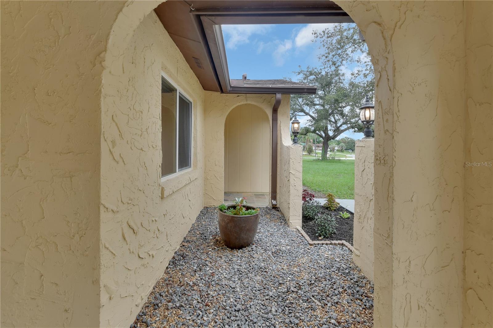 1532 N Normandy Blvd Property Photo 32
