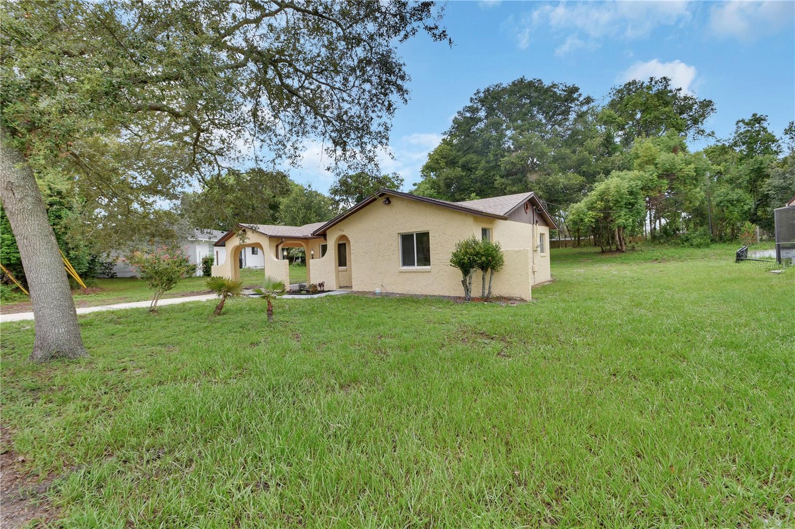 1532 N Normandy Blvd Property Photo 33