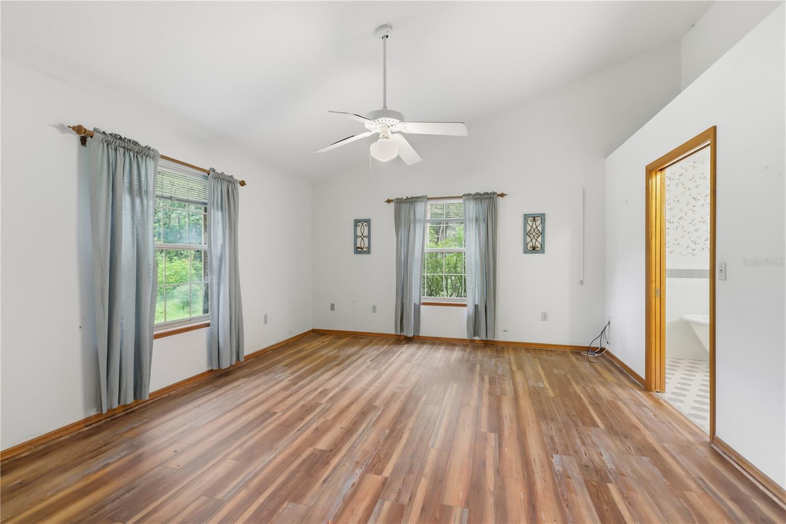 1925 Lady Bug Ln Property Photo 14
