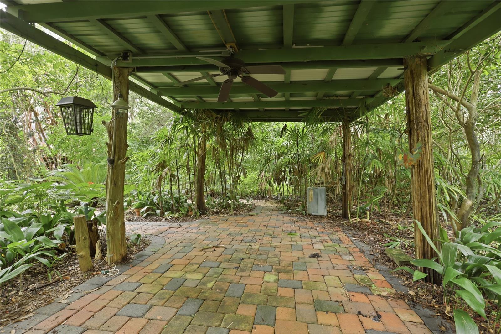 1925 Lady Bug Ln Property Photo 39