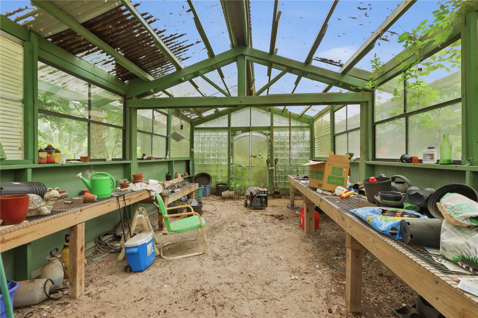 1925 Lady Bug Ln Property Photo 44
