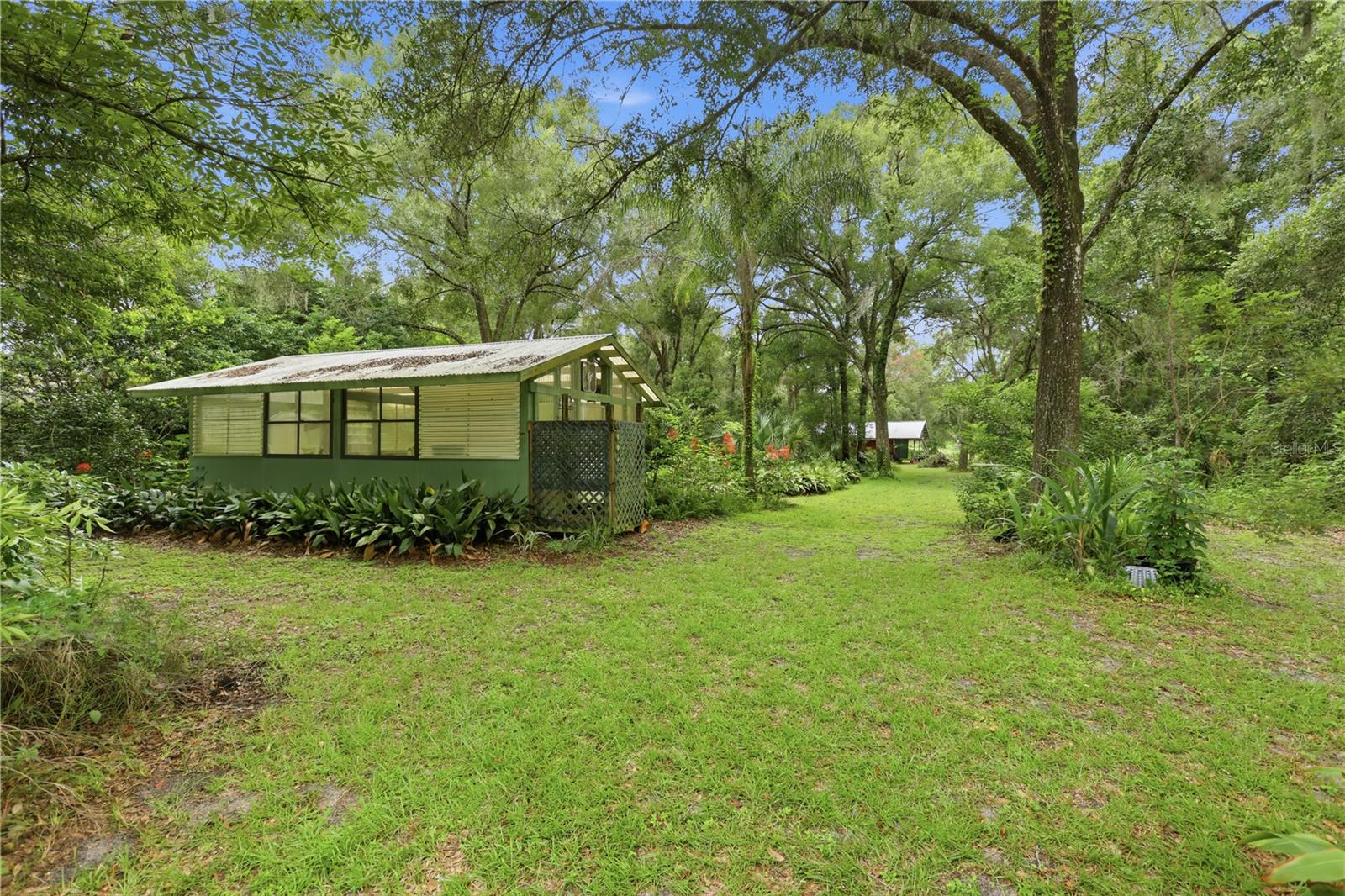 1925 Lady Bug Ln Property Photo 48