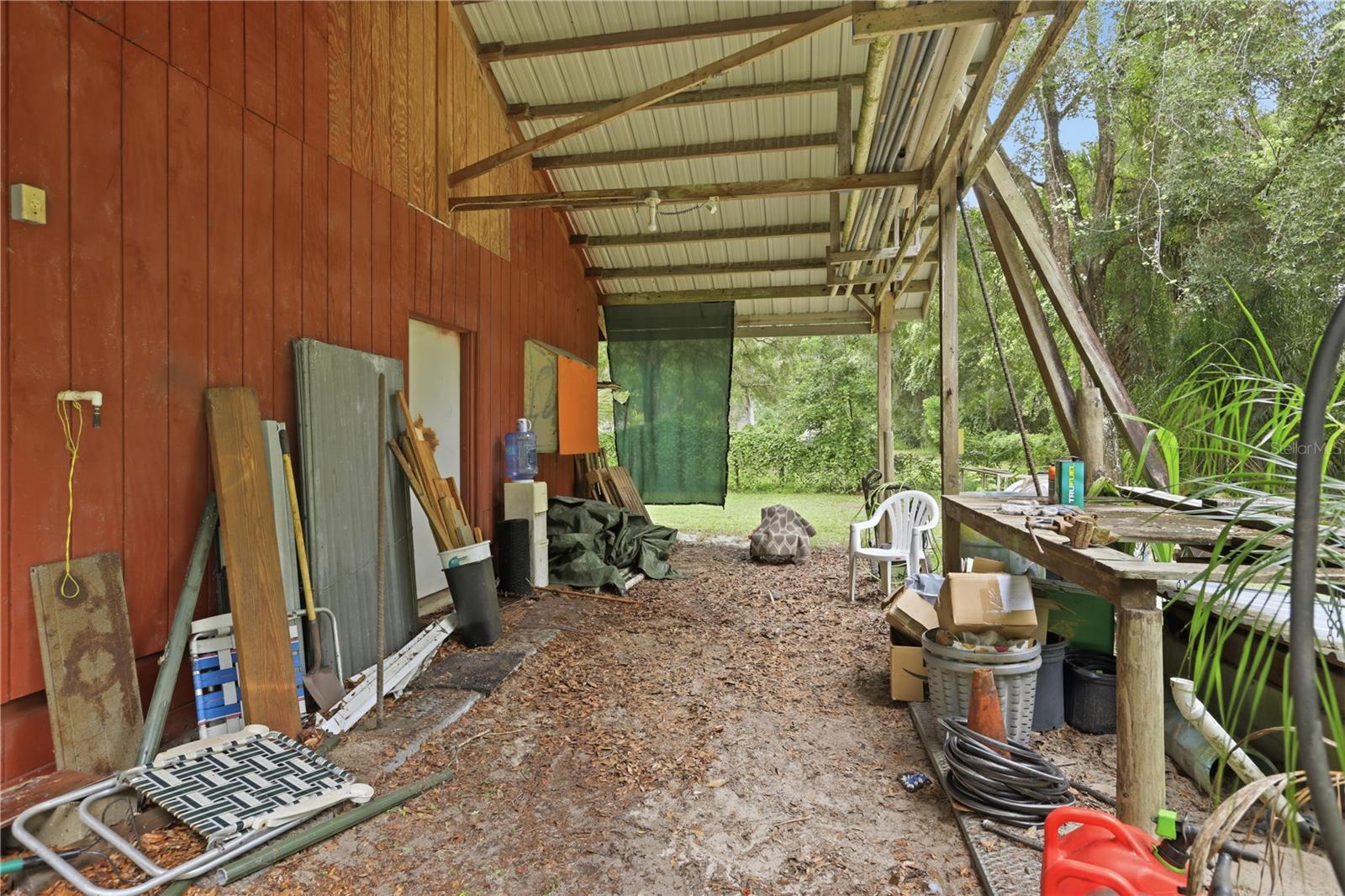 1925 Lady Bug Ln Property Photo 54