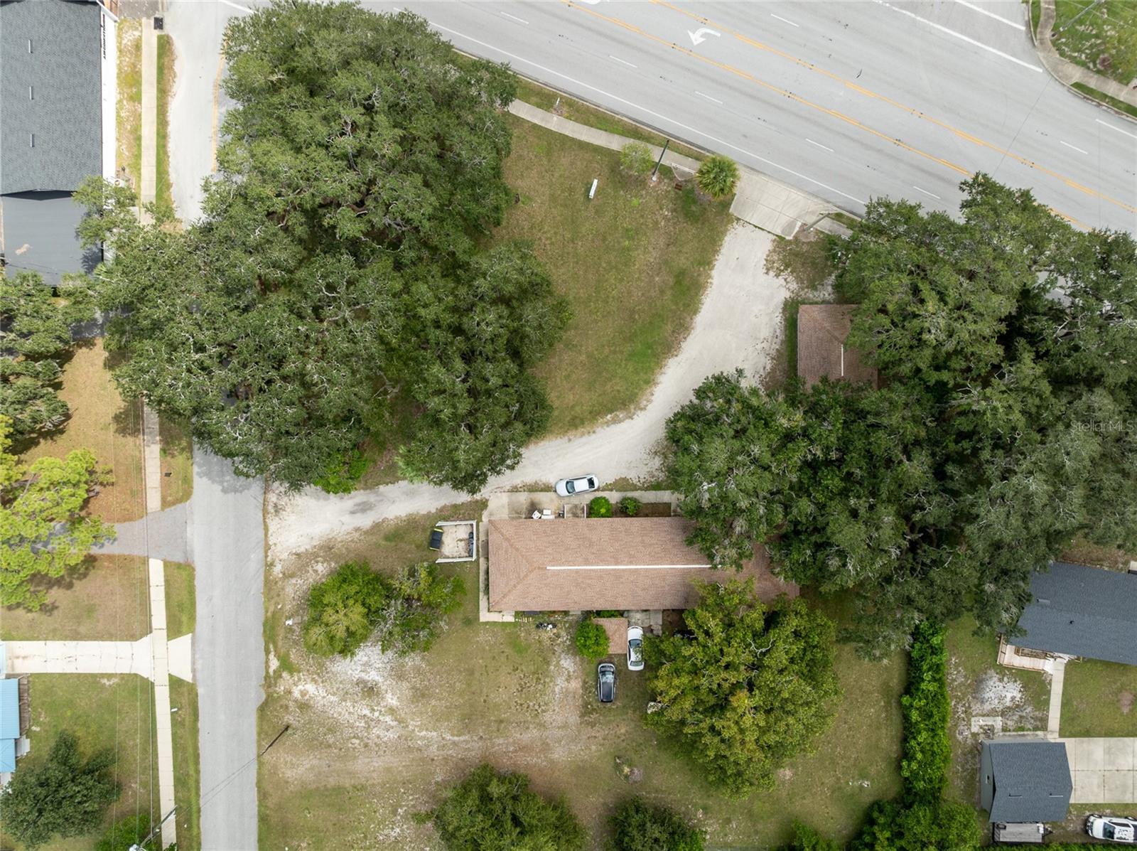 124 S Charles Richard Beall Blvd Property Photo 13