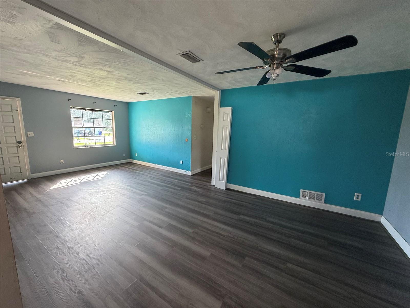 1102 Old Kings Rd Property Photo 4