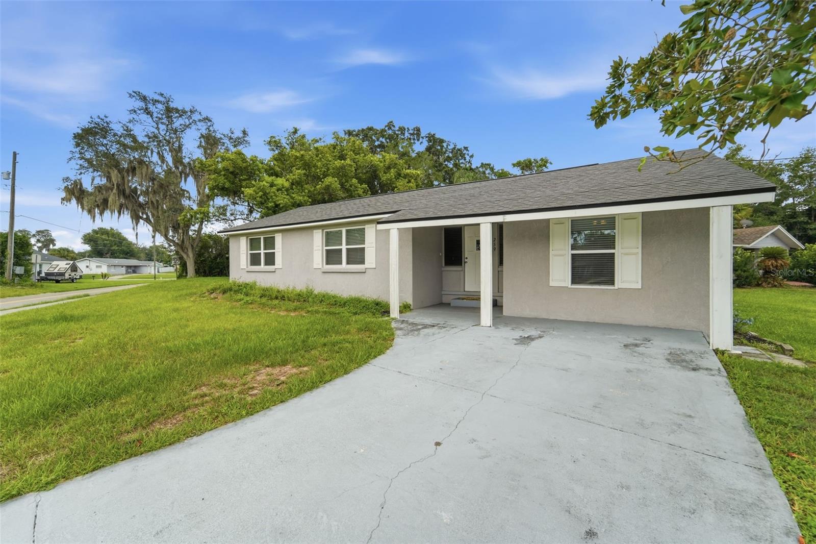 259 Colomba Rd Property Photo 2