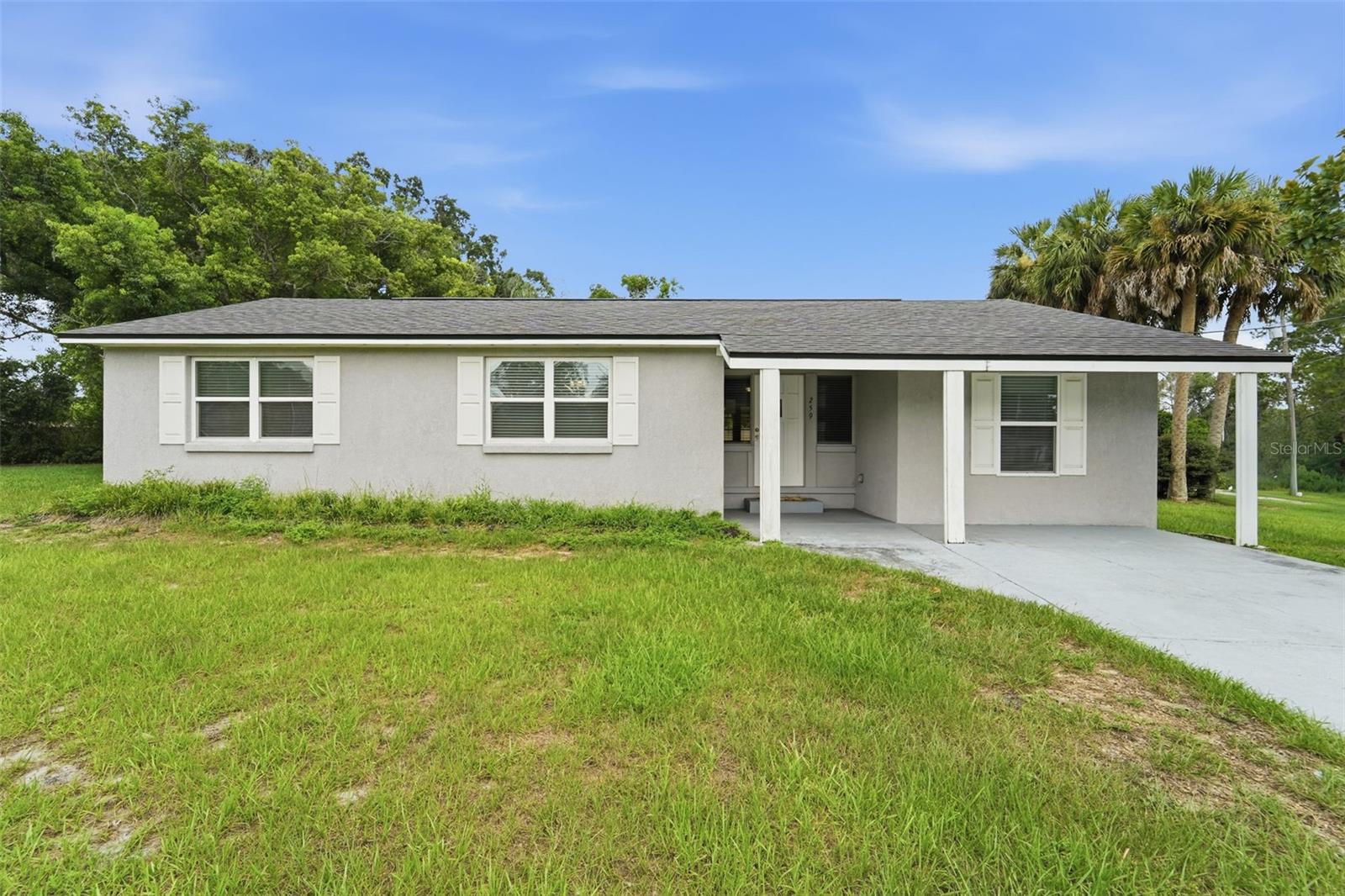 259 Colomba Rd Property Photo 3