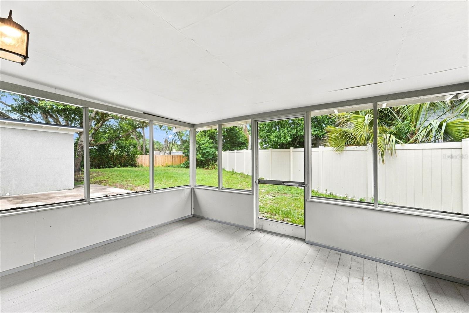 259 Colomba Rd Property Photo 39