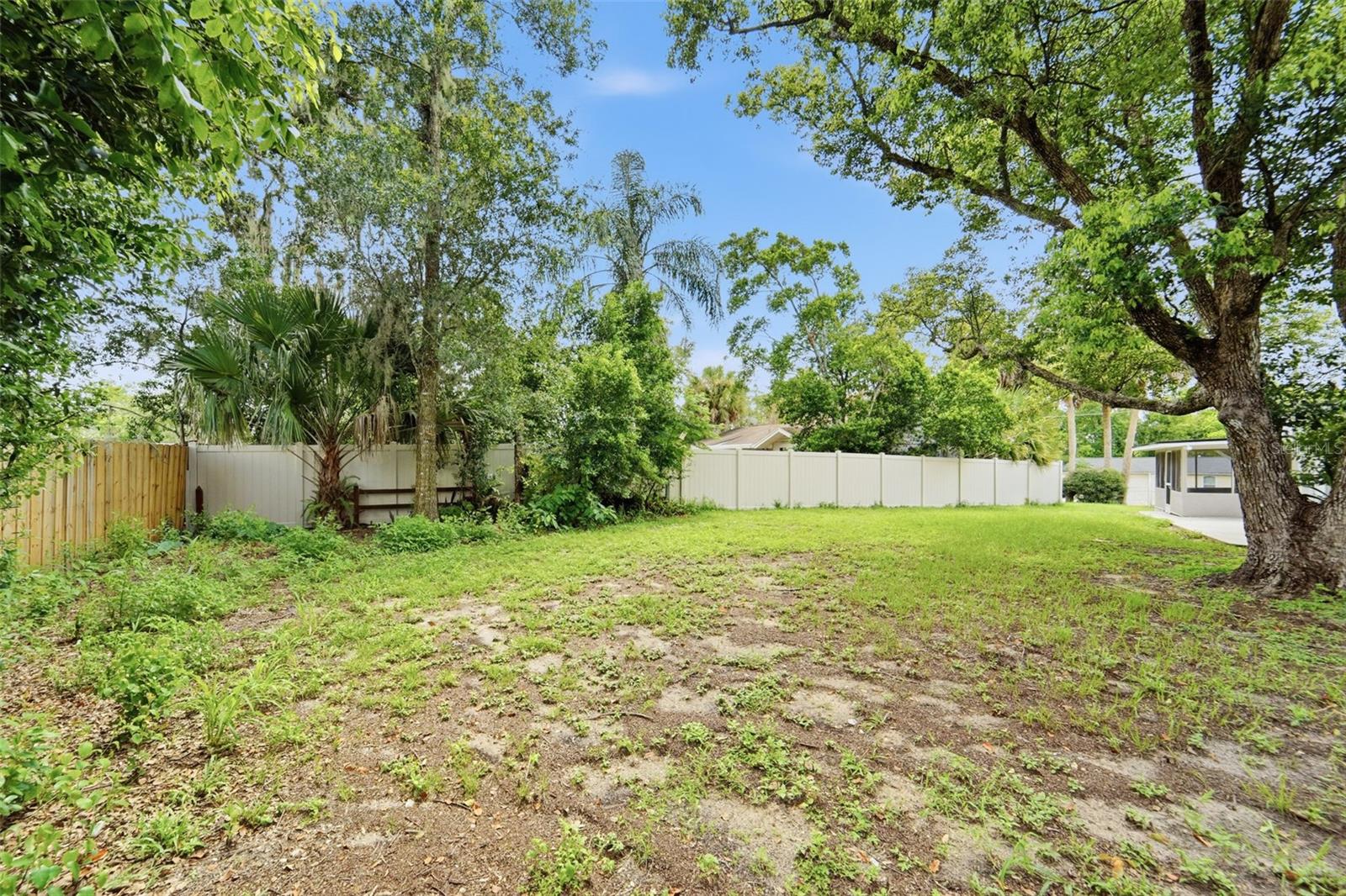 259 Colomba Rd Property Photo 48