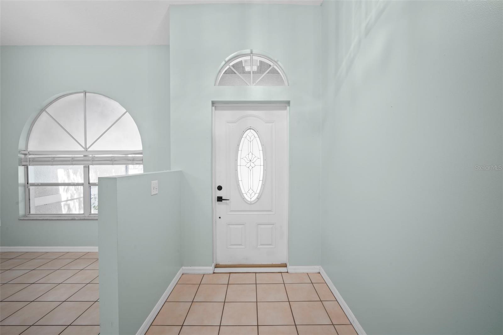 1724 Barker St Ne Property Photo 3