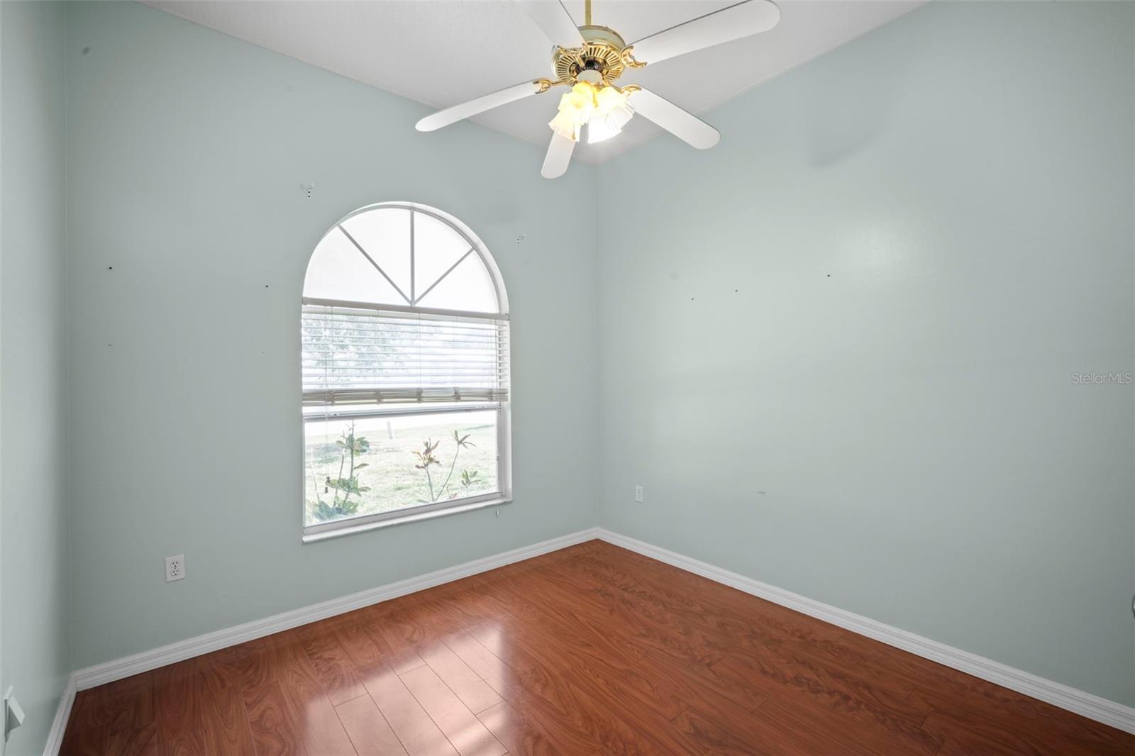 1724 Barker St Ne Property Photo 24