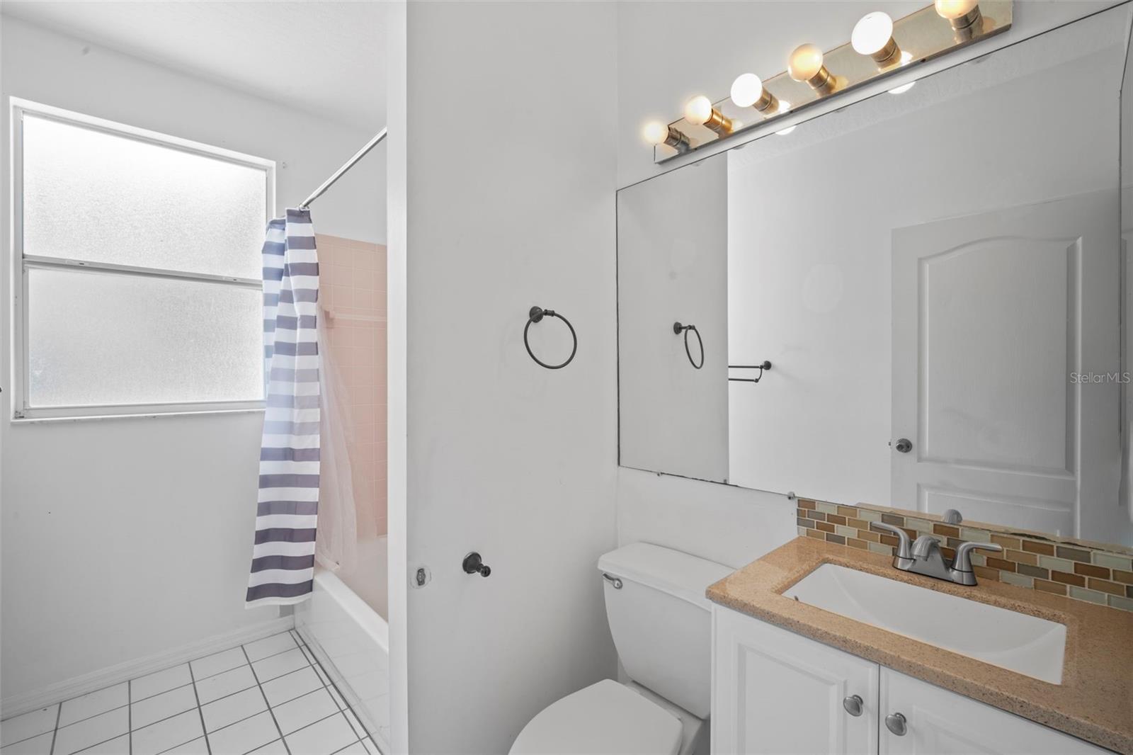 1724 Barker St Ne Property Photo 29