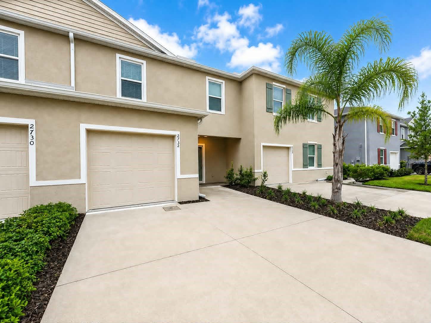 2732 Silver Canoe Dr Property Photo 3
